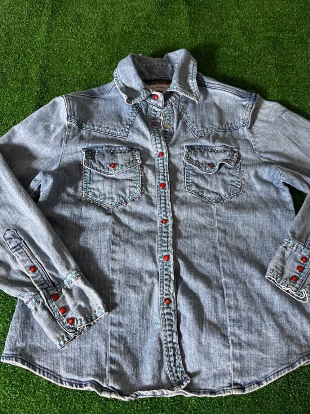 Vintage Collection Western Denim Shirt Red Snaps Studded Light Wash Size M